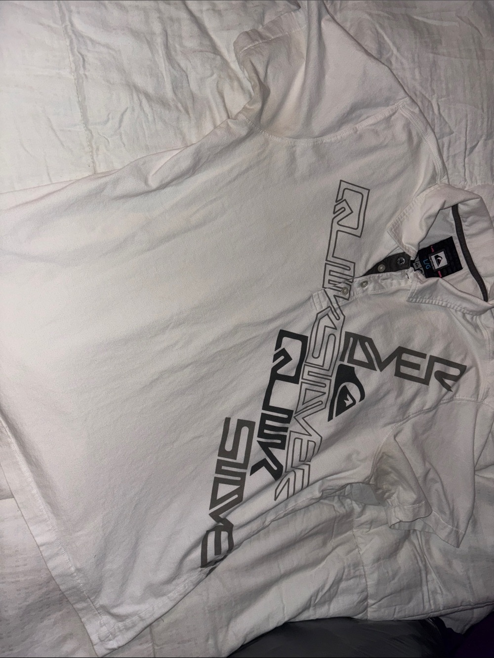 Vintage Quiksilver White Polo with Gray Graphic Logo Mens Large